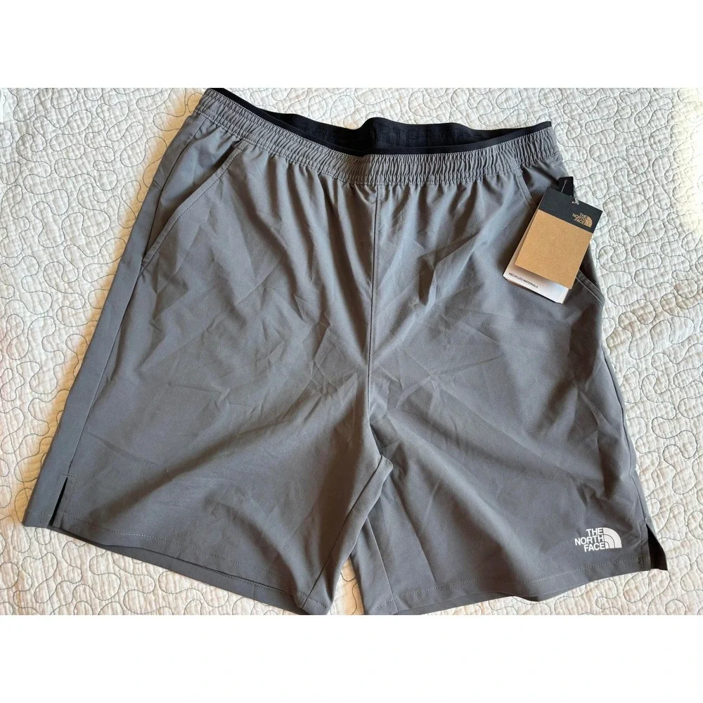 The North Face Mens Wander Short 2.0 Smoked Pearl Grey Size Medium